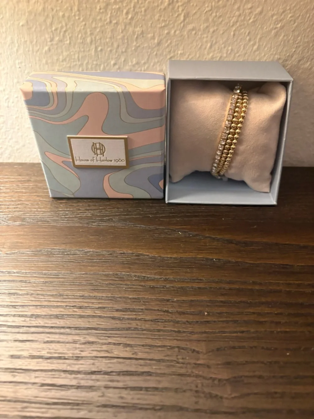 NEW House of Harlow 1960 Gold Stretch Bracelet Set